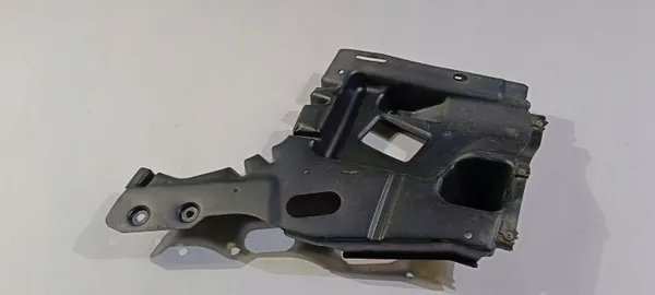 OEM 11016829 Cache de panneau sous châssis gauche Maserati Levante image 3