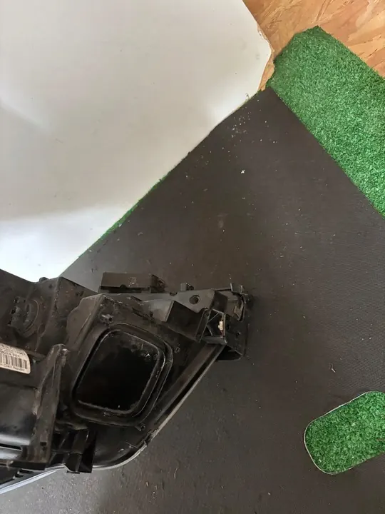 Etupäät Opel Zafira C Halogeeni OEM image 10