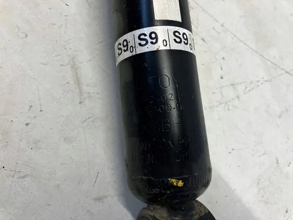 Ammortizzatore posteriore Toyota Corolla E21 48530-02S90 image 2