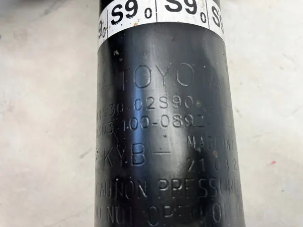 Ammortizzatore posteriore Toyota Corolla E21 48530-02S90 image 4