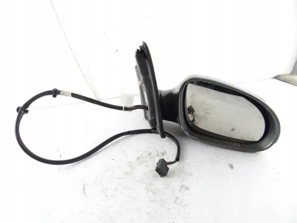 VW Golf 5 oikea peili OEM 010880 Musta 7-Pin image 2