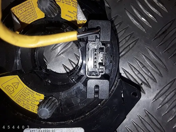 Gleitring Ford Kuga 2012 4m5t14a664ac image 2