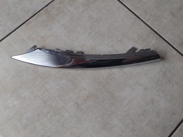 Acabamento de Para-choque - Grade Cromada - Esquerda - Mercedes S-Class W222 image 2