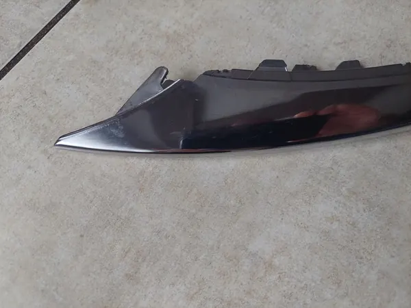 Acabamento de Para-choque - Grade Cromada - Esquerda - Mercedes S-Class W222 image 3