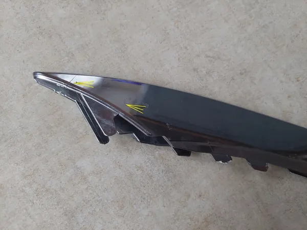 Acabamento de Para-choque - Grade Cromada - Esquerda - Mercedes S-Class W222 image 9