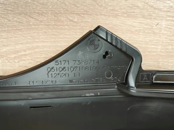 Palas de sol superior BMW OE OEM 7388714 - Usado image 7