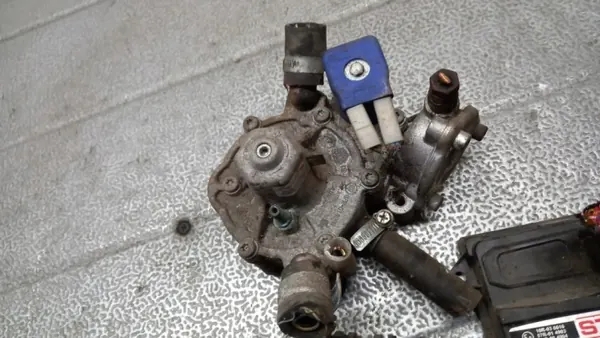 Daewoo Nubira LPG-kit OEM 01 - Gebruikt image 4