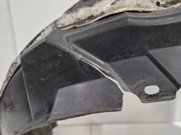 2008 Toyota Auris Front Right Wheel Arch 5387502220 image 4