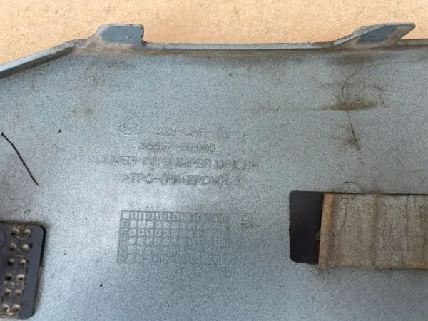OEM 86657-BE000 Bakstötskantsdel Höger Hyundai Kona II image 5