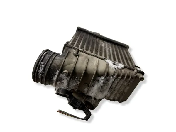 Radiateur Audi OE 1J0145803M - État Utilisé image 3