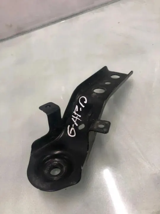 Avgasfäste OEM 15MZ0A för Renault Megane IV image 3