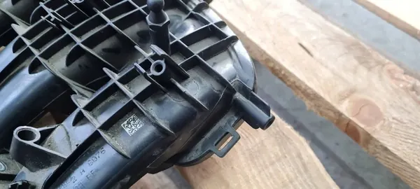 Audi Q5 2.0 TFSI Ansaugkrümmer 06L133201BB image 3