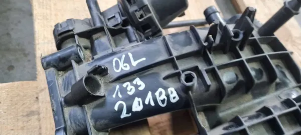 Audi Q5 2.0 TFSI Ansaugkrümmer 06L133201BB image 8