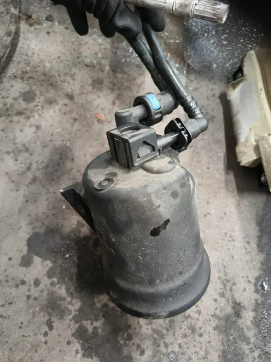 Polttoainesuodattimen kotelo Opel Meriva B 1.7 CDTI OEM 13251276 image 2