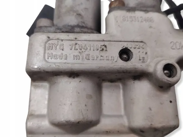 Porsche Cayenne Bakluftfjädring OEM 7L0411851 image 7