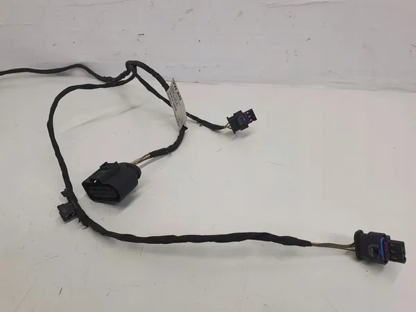 Seat Ateca 2024 Achterste parkeersensor bekabeling PDC OEM image 5