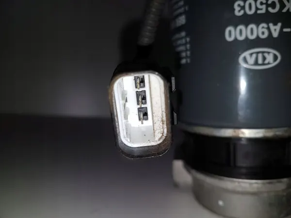 Filtro de combustível Kia OE OEM 31992A9000 - Usado image 7