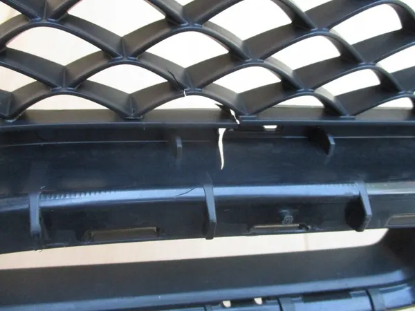 Rejilla Central de Parachoques Delantero Mercedes GLA Lift 18- OEM A1568804200 image 5