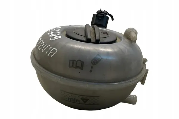 Tanque de expansão SKODA OCTAVIA III 1.4L gasolina image 3