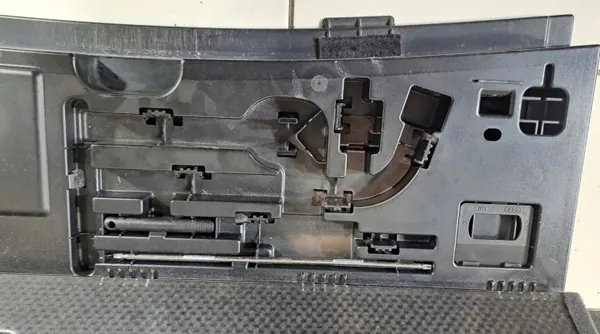 Suelo de maletero Audi A4 B8 Avant OEM 8K9861529B image 3