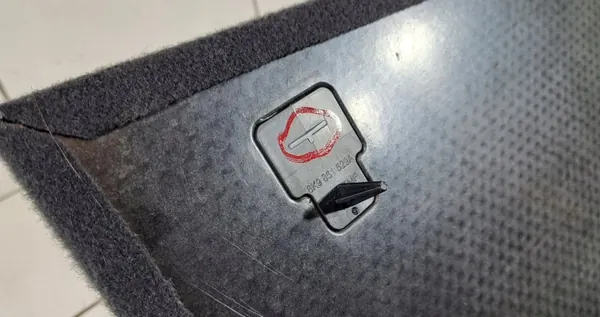 Suelo de maletero Audi A4 B8 Avant OEM 8K9861529B image 4