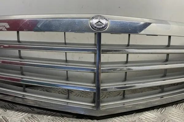Parrilla MERCEDES-BENZ C T-MODEL (S204) 2009 A2048801483 image 4