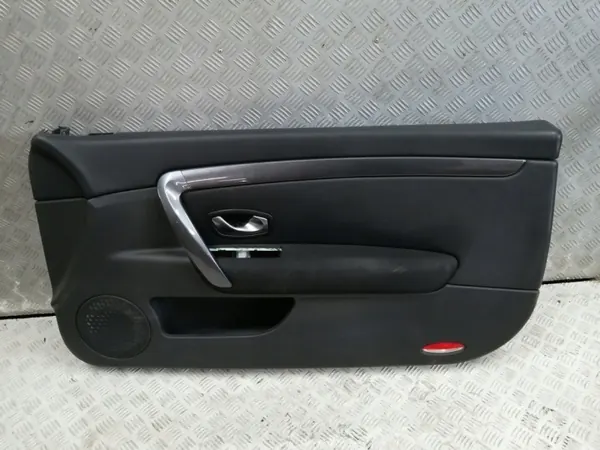 OEM 809004986R Oven Panel Oikea Etu Laguna III image 2