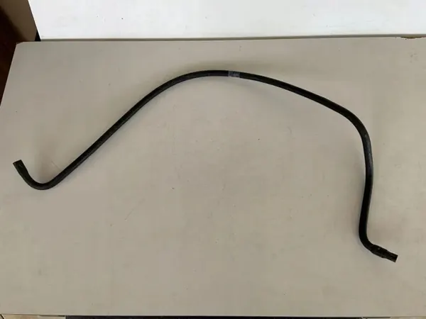 Audi OE Schlauch OEM 80A941718 - Gebrauchter Zustand image 2