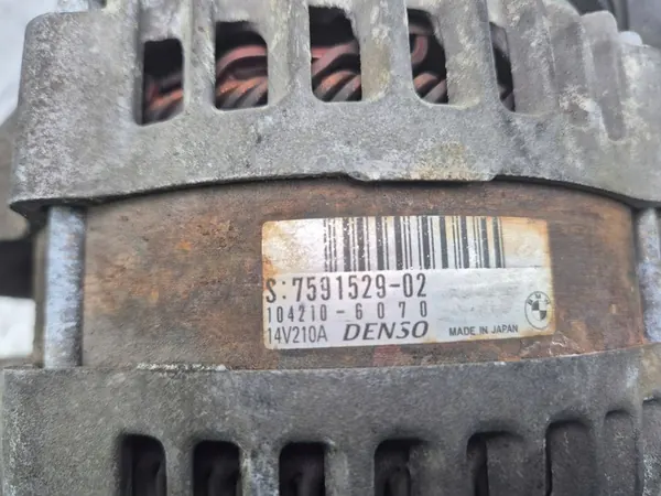 BMW X5 E70 xDrive 35i Alternator 7591529 image 4