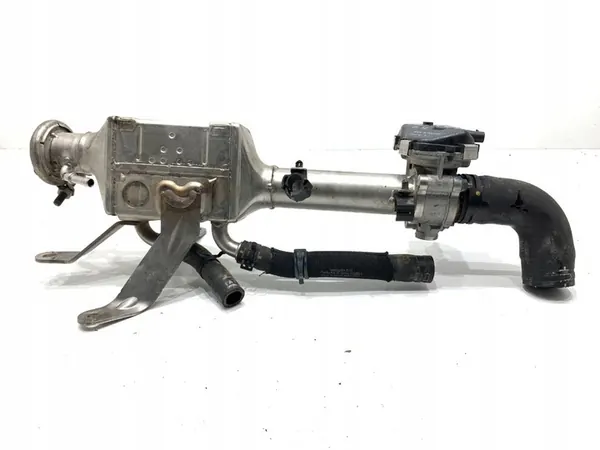 EGR-jäähdytin Audi Q8 3.0 286HV 059131477H image 3