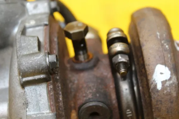Turbocompressor usado OEM 7576985 para BMW X5 X6 image 3