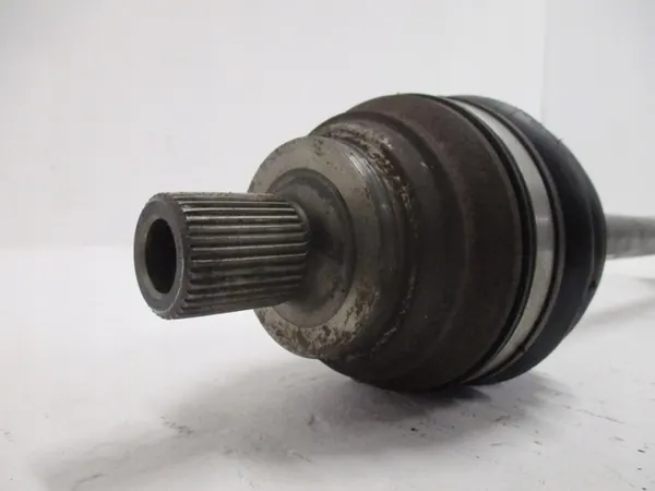 Höger Bakre Drivaxel OEM 8P0501204 - VW/Audi image 3