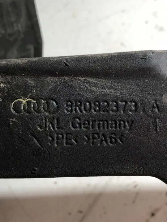 Peça compartimento motor Audi Q5 SQ5 OEM 8R082373A image 3