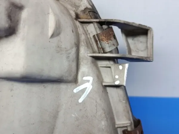 Lanterna traseira esquerda Opel Astra F OEM 90383786 image 4