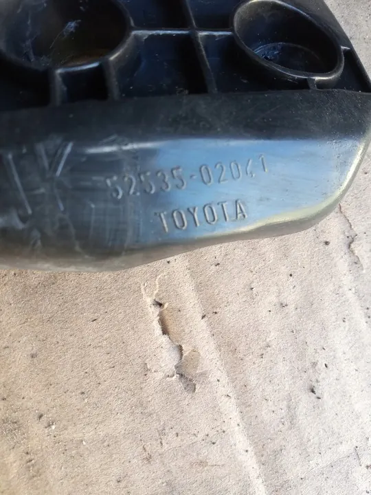 TOYOTA AURIS I 06-12 Guia de para-choque dianteiro direito OEM 52535-02041 image 2