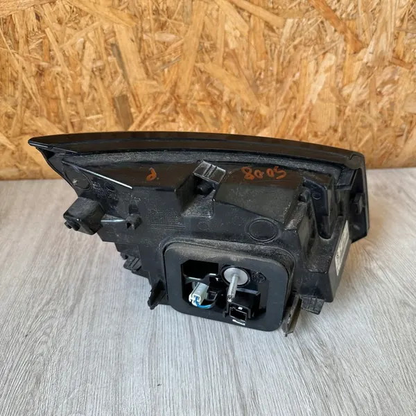 Lámpara trasera PEUGEOT 5008 II LED Izquierda Derecha 9811027880 image 2