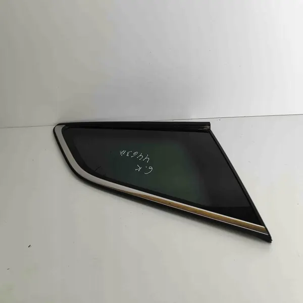 Vitre arrière gauche OEM 43R011595 Toyota Corolla Estate image 4