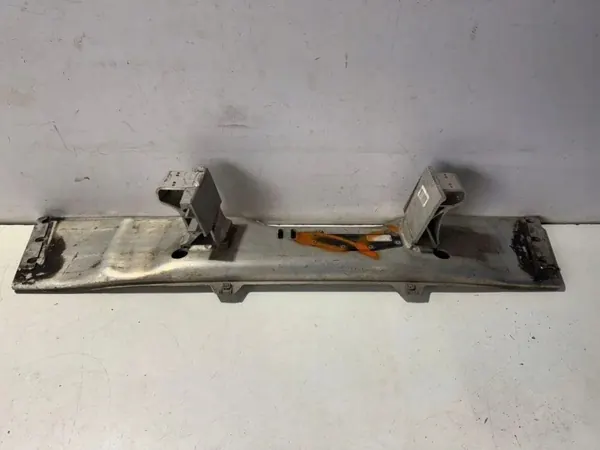 Mercedes GLS X166 Versnellingsbaksteun OEM A1662400600 image 2