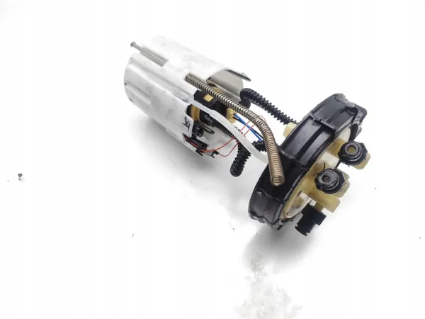 Mercedes-Benz Sprinter Bränslepump OEM 058020341N image 4