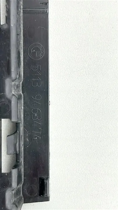 Griglia centrale paraurti anteriore BMW 5 G30/G31 LCI OEM image 3