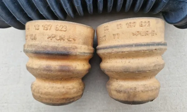 Pezzi di ammortizzatore OPEL CORSA E D image 2