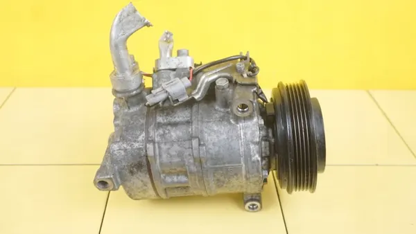Mercedes Ilmastointikompressori OEM 651930 - Käytetty image 3