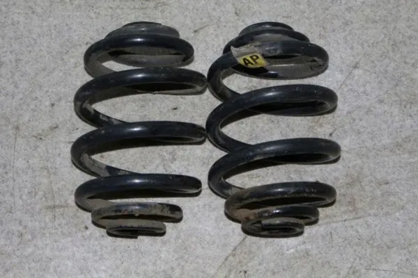 Taka vasen jousitusjousi OEM 33536753422 BMW Z3 image 3