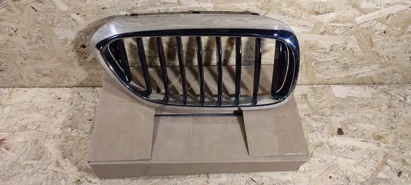 BMW G30 G31 Right Grill image 2