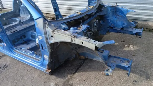 OEM LC5G Oikea etupitkäs VW Golf V 2003-2009 image 2