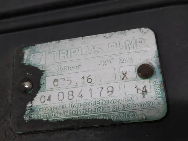 Pompe à huile TRIPLUS PUMP 025.16 X Dennis Eagle Elite 2 image 3