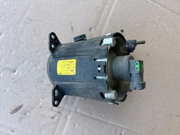 Faros Halógenos Derecho Mitsubishi Colt VI 2004-2008 image 2