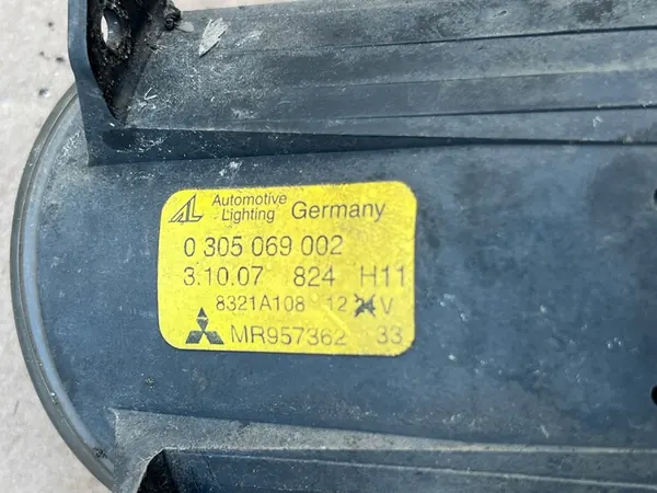 Faros Halógenos Derecho Mitsubishi Colt VI 2004-2008 image 3