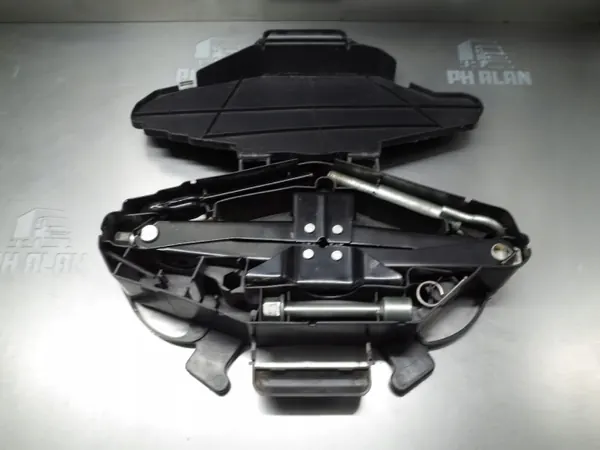 Macaco OEM 8200727771 para Trafic II, Vivaro I, Primastar image 2