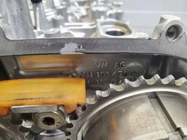 Culata Audi Q7 4M OEM 06M103470H Lado Derecho image 10